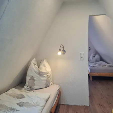 Wanderhuette Zum * Bernhardsthal