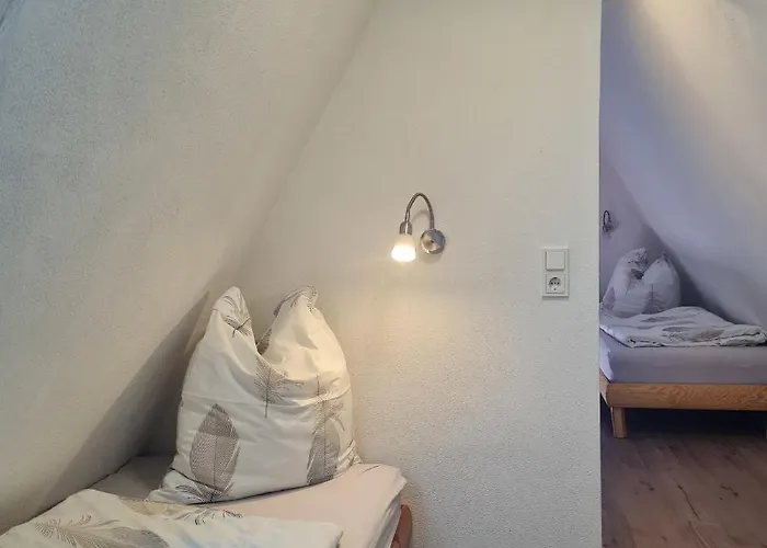 Wanderhuette Zum * Bernhardsthal